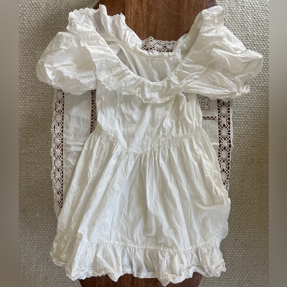 Doen white dress